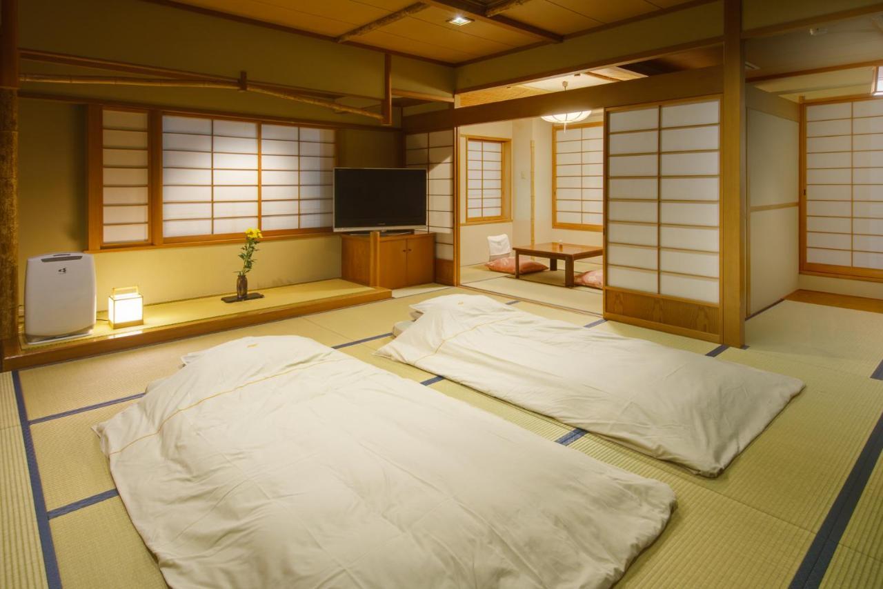 Kaneyamaen Fujiyoshida Exterior photo