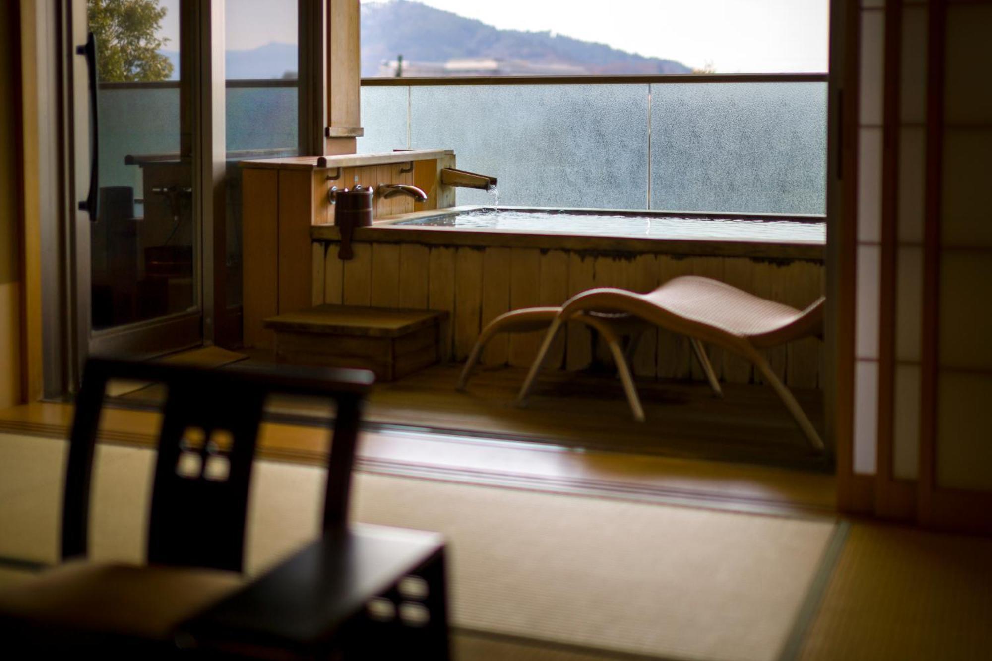 Kaneyamaen Fujiyoshida Exterior photo